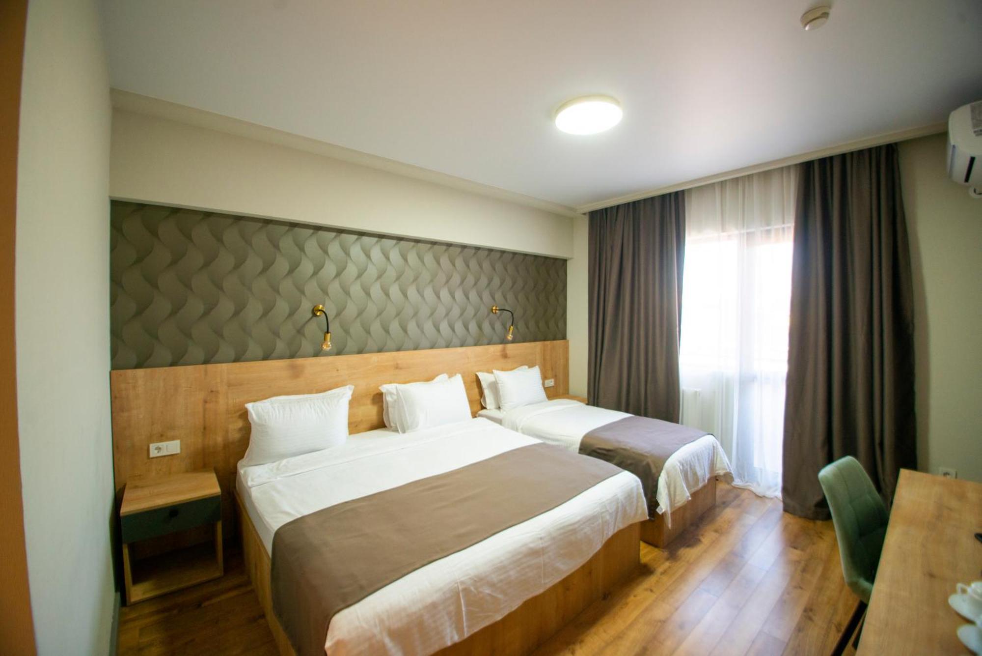 Astana Palace Gori Eksteriør billede